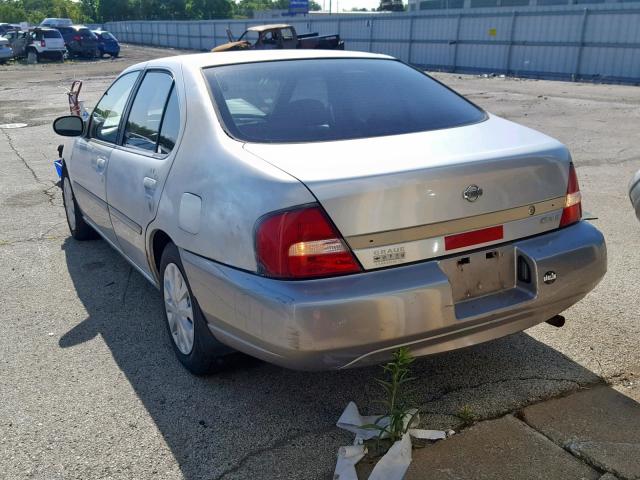 1N4DL01D0YC205134 - 2000 NISSAN ALTIMA XE SILVER photo 3