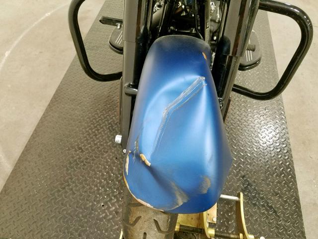 1HD1KYC30JB631161 - 2018 HARLEY-DAVIDSON FLHXS 115T BLUE photo 9