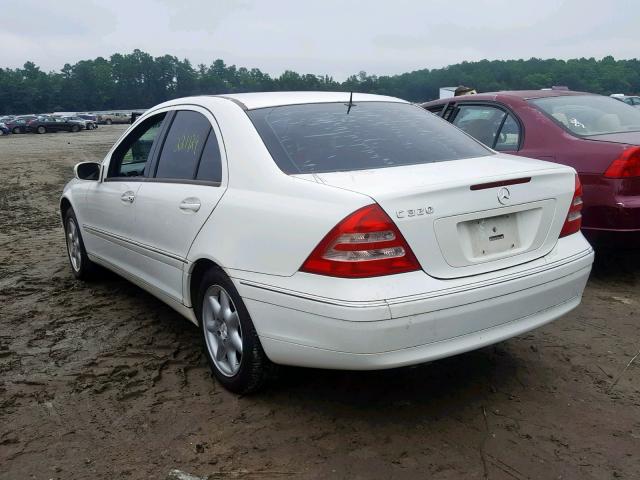 WDBRF64J92F175437 - 2002 MERCEDES-BENZ C 320 WHITE photo 3