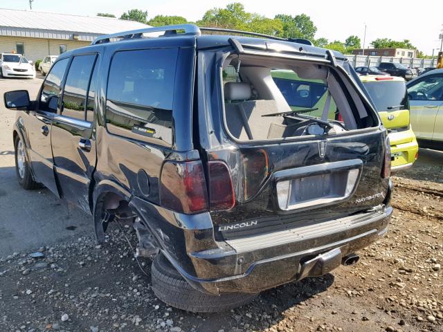 5LMFU28505LJ06070 - 2005 LINCOLN NAVIGATOR أسود صورة 3