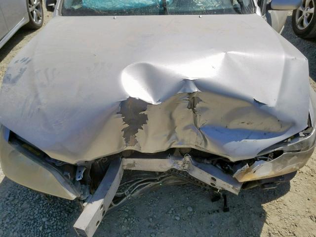 JTHBD192120055209 - 2002 LEXUS IS 300 SILVER photo 7