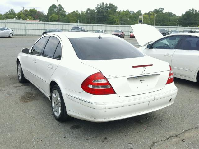 WDBUF65J73A232631 - 2003 MERCEDES-BENZ E 320 WHITE photo 3