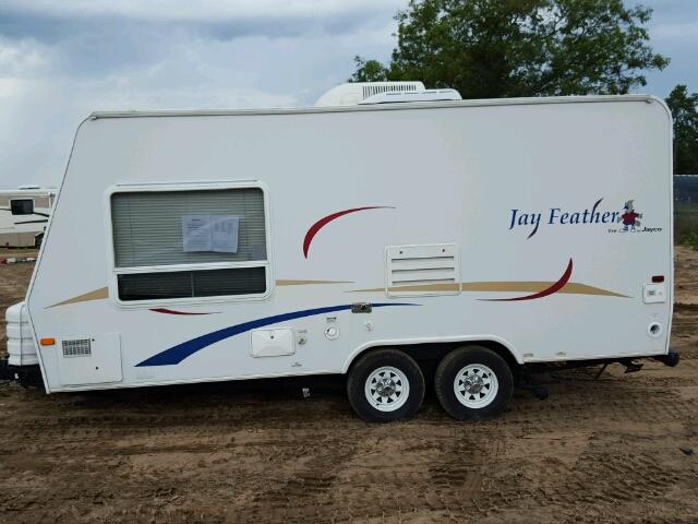 1UJBJ02J461JH0257 - 2006 JAYCO JAFEATHER WHITE photo 8