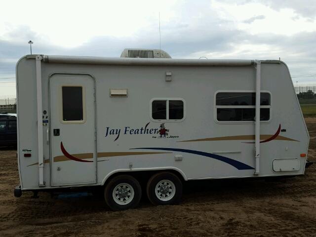 1UJBJ02J461JH0257 - 2006 JAYCO JAFEATHER WHITE photo 9