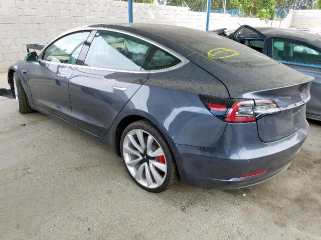 5YJ3E1EB9JF106142 - 2018 TESLA MODEL 3 CHARCOAL photo 3