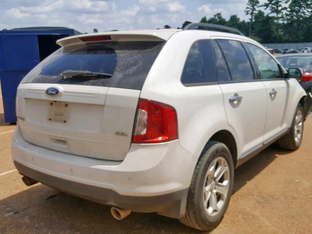 2FMDK3JC8BBB60503 - 2011 FORD EDGE SEL WHITE photo 4