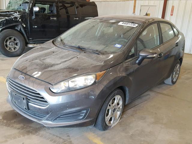 3FADP4BJ0FM158523 - 2015 FORD FIESTA SE GRAY photo 2