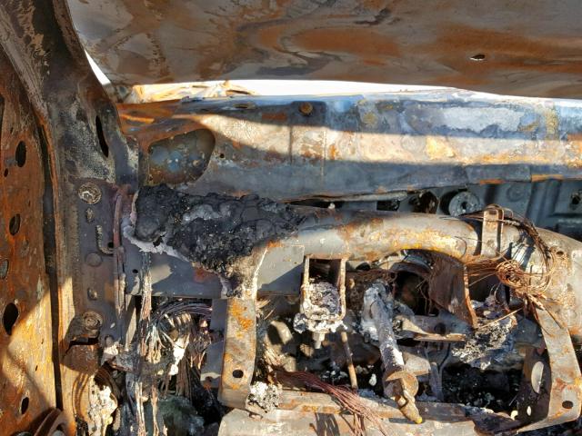 1FAFP52U4XG156584 - 1999 FORD TAURUS LX BURN photo 8