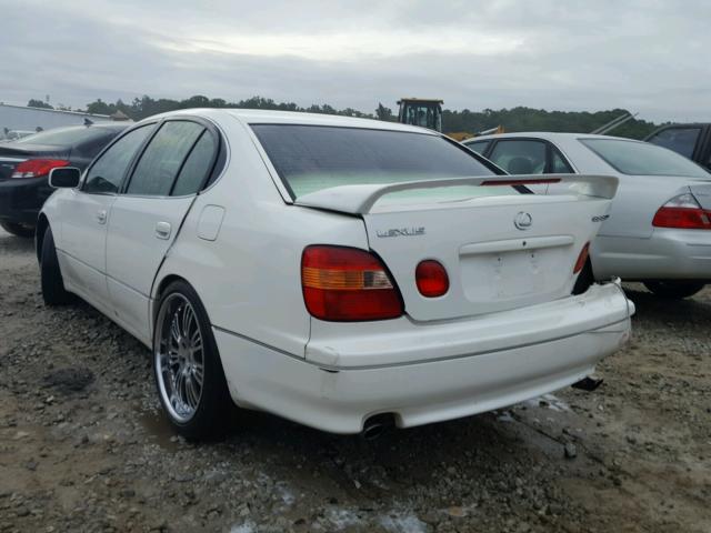 JT8BD68S2X0047707 - 1999 LEXUS GS 300 WHITE photo 3