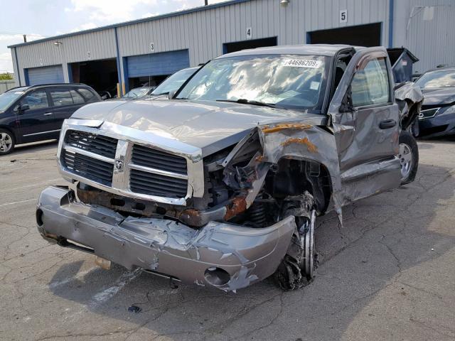 1D7HW42K95S117892 - 2005 DODGE DAKOTA SLT  photo 2