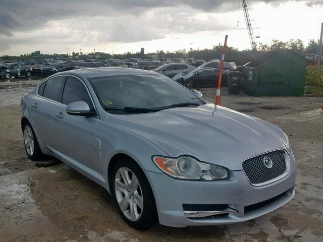 SAJWA0FA3AHR58271 - 2010 JAGUAR XF LUXURY SILVER photo 1