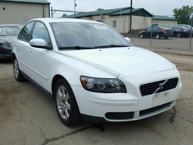 YV1MS382572296192 - 2007 VOLVO S40 2.4I WHITE photo 1