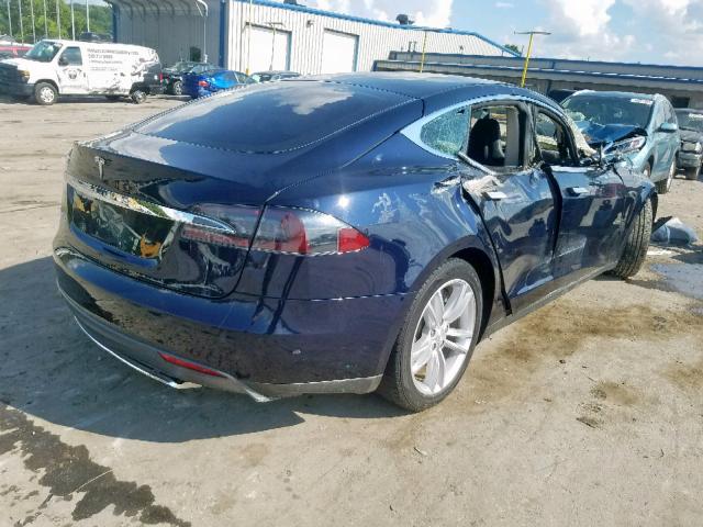5YJSA1AG0DFP08747 - 2013 TESLA MODEL S أزرق صورة 4