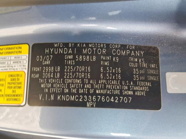 KNDMC233676042707 - 2007 HYUNDAI ENTOURAGE BLUE photo 10