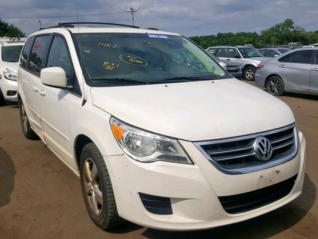 2V8HW341X9R598935 - 2009 VOLKSWAGEN ROUTAN SE WHITE photo 1