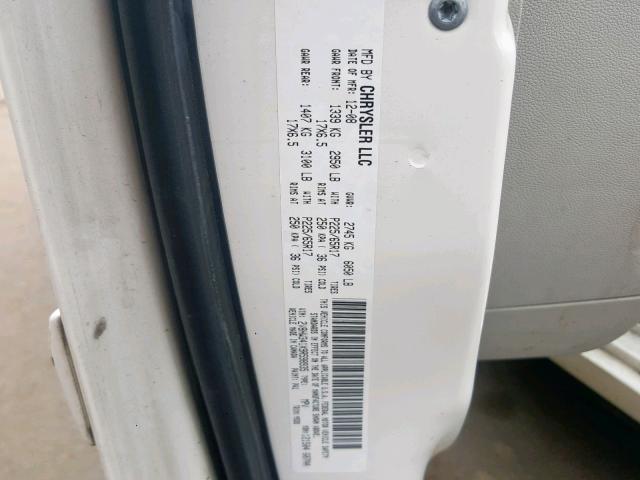 2V8HW341X9R598935 - 2009 VOLKSWAGEN ROUTAN SE WHITE photo 10