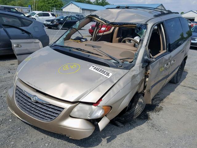 1C4GJ45343B184955 - 2003 CHRYSLER VOYAGER LX GOLD photo 2