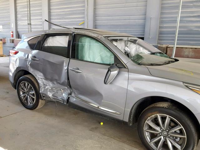 5J8TC2H50KL027668 - 2019 ACURA RDX SILVER photo 9