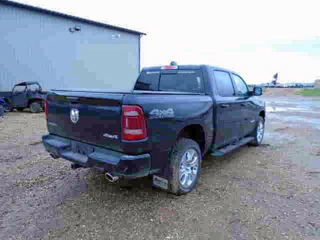 1C6SRFFT8KN848269 - 2019 RAM 1500 BIG H BLACK photo 4