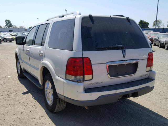 5LMEU68H74ZJ13266 - 2004 LINCOLN AVIATOR 白色 照片 3