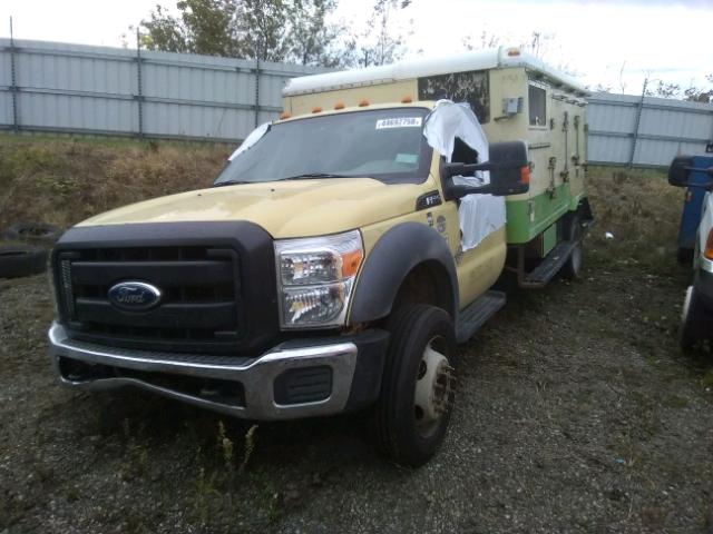 1FDUF5GT6BEC42337 - 2011 FORD F550 SUPER YELLOW photo 2