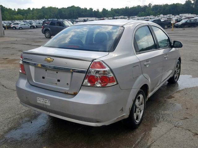 KL1TD56E79B632259 - 2009 CHEVROLET AVEO LS SILVER photo 4