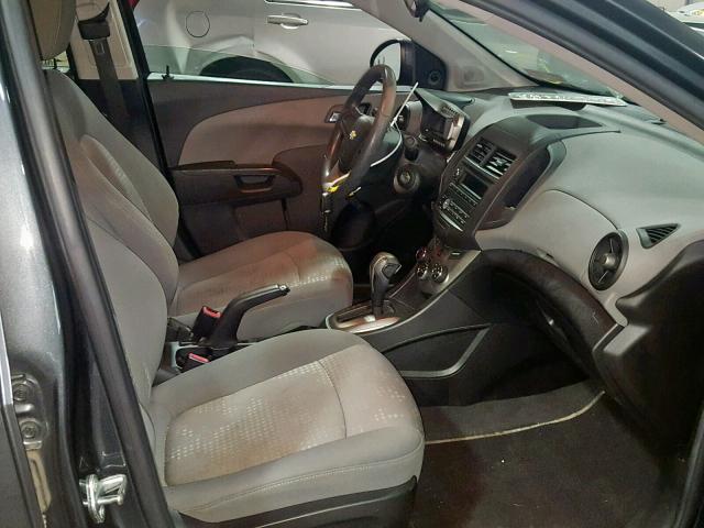 1G1JA5SG9D4178411 - 2013 CHEVROLET SONIC LS 石墨色 照片 5