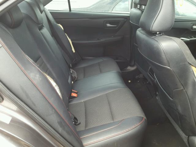 4T1BF1FK9GU602190 - 2016 TOYOTA CAMRY LE GRAY photo 6