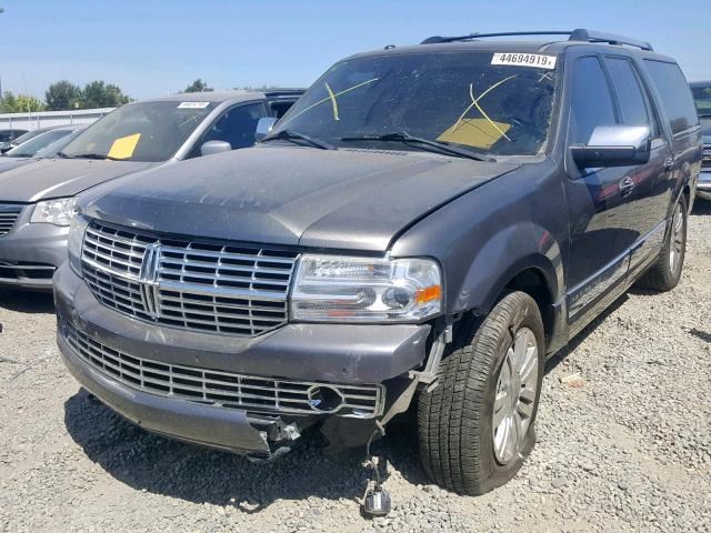 5LMJJ3J54BEJ08603 - 2011 LINCOLN NAVIGATOR GRAY photo 2