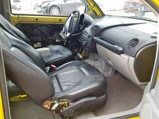 3VWCB21C02M458727 - 2002 VOLKSWAGEN NEW BEETLE 黄色 照片 5