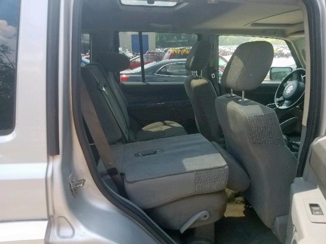 1J8HG48N76C280232 - 2006 JEEP COMMANDER SILVER photo 6