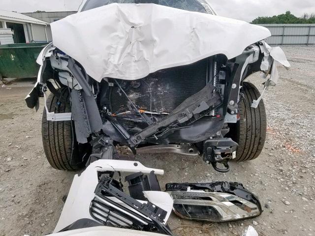 5LMJJ3LTXKEL04833 - 2019 LINCOLN NAVIGATOR WHITE photo 9