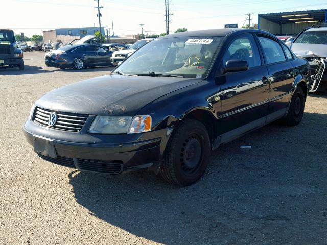 WVWMA63B6XE457035 - 1999 VOLKSWAGEN PASSAT GLS BLACK photo 2