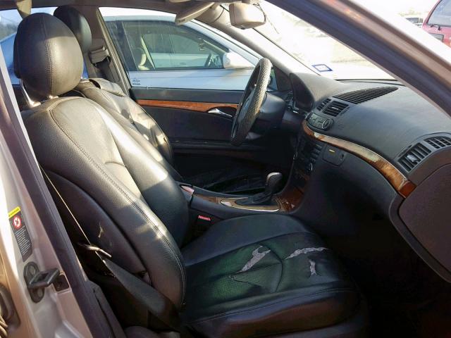 WDBUF65J03A345997 - 2003 MERCEDES-BENZ E 320 TAN photo 5