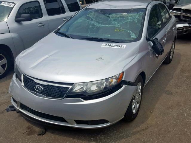 KNAFU4A20C5483399 - 2012 KIA FORTE EX SILVER photo 2