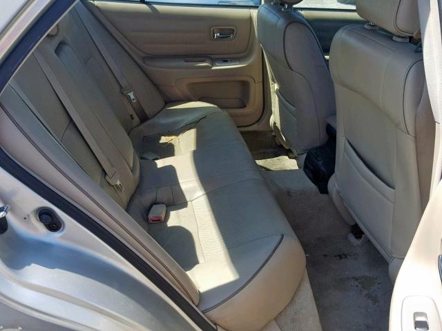 JTHBD192340082026 - 2004 LEXUS IS 300 GRAY photo 6