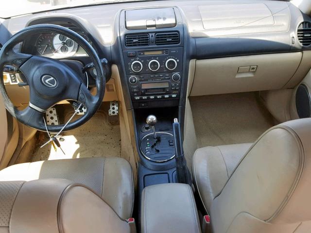 JTHBD192340082026 - 2004 LEXUS IS 300 GRAY photo 9