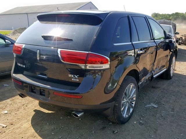 2LMDJ8JK7EBL06440 - 2014 LINCOLN MKX BLACK photo 4