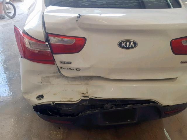 KNADM4A38E6394905 - 2014 KIA RIO LX WHITE photo 10