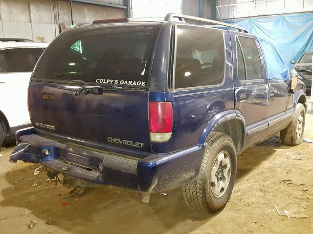 1GNDT13W42K104049 - 2002 CHEVROLET BLAZER BLUE photo 4