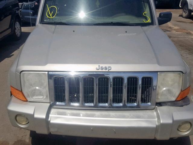 1J8HG48K27C670758 - 2007 JEEP COMMANDER SILVER photo 10