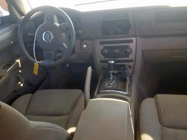 1J8HG48K27C670758 - 2007 JEEP COMMANDER SILVER photo 9