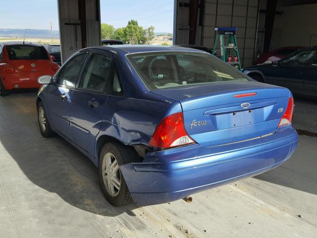 1FAHP38Z44W158305 - 2004 FORD FOCUS ZTS BLUE photo 3