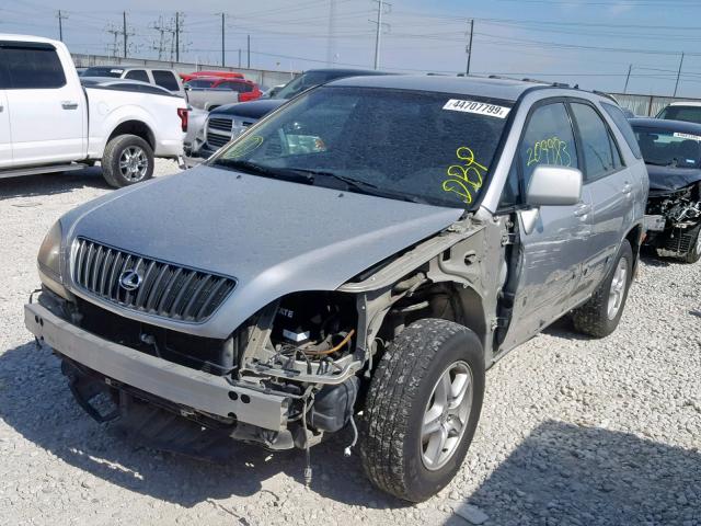 JT6HF10U0X0042714 - 1999 LEXUS RX 300 SILVER photo 2