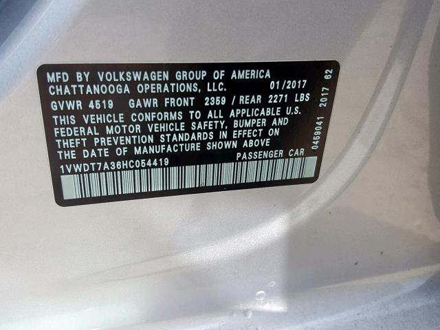 1VWDT7A36HC054419 - 2017 VOLKSWAGEN PASSAT R-L SILVER photo 10