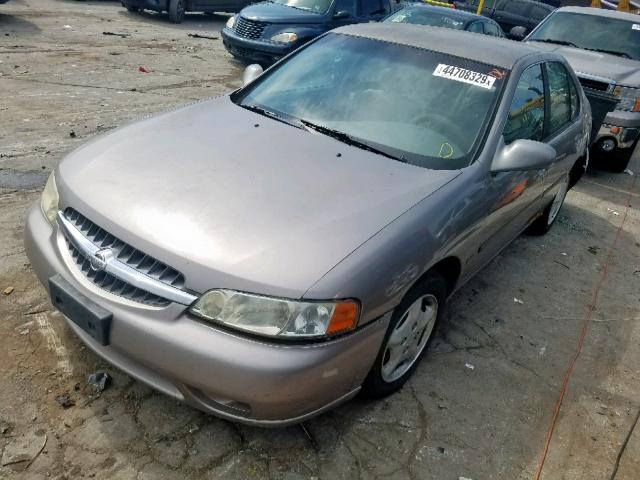 1N4DL01D81C195717 - 2001 NISSAN ALTIMA XE GOLD photo 2