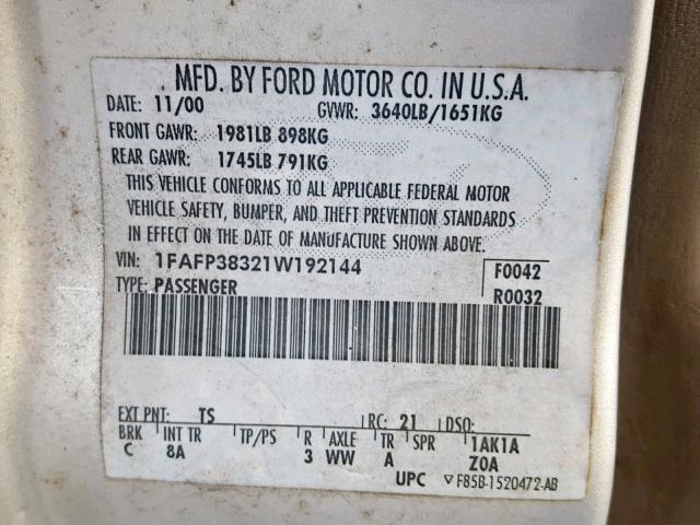 1FAFP38321W192144 - 2001 FORD FOCUS ZTS SILVER photo 10