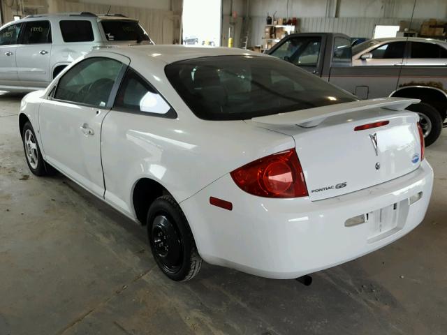 1G2AL15F277407032 - 2007 PONTIAC G5 WHITE photo 3