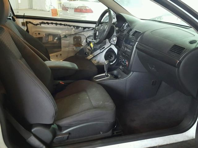 1G2AL15F277407032 - 2007 PONTIAC G5 WHITE photo 5