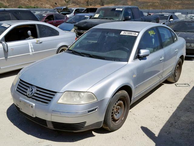 WVWMD63B43P266817 - 2003 VOLKSWAGEN PASSAT GL SILVER photo 2